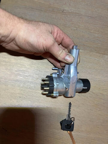contactslot benzine & diesel  w460. w461 w463