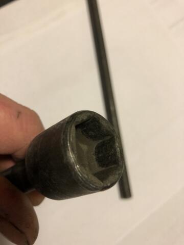 Clé pour boulon de roue ARMY 