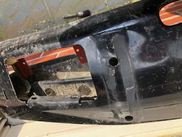 Standard W463 front bumper without catchpit and without intercooler