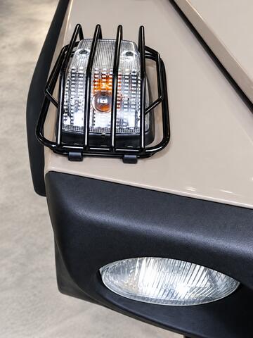 Black grill for trafficators