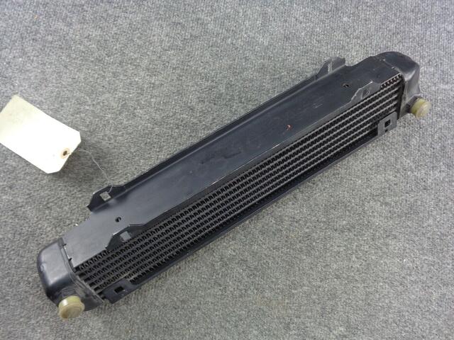 Oliekoeler radiator