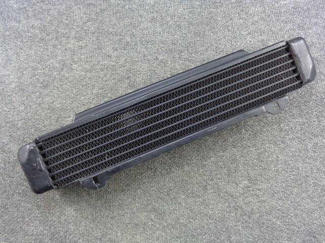 Oliekoeler radiator