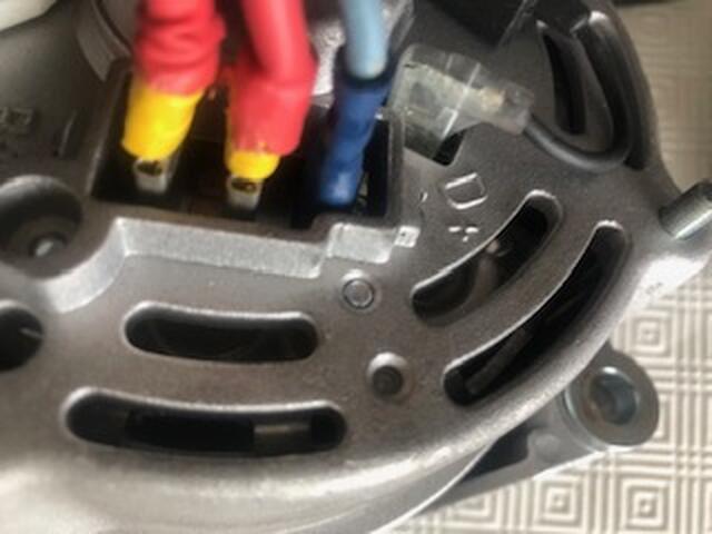 Nieuwe alternator en ombouw kit 